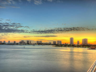 5440 N Ocean Drive, Singer Island, FL 33404