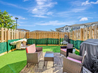 12227 NW 23rd Path, Miami, FL 33167