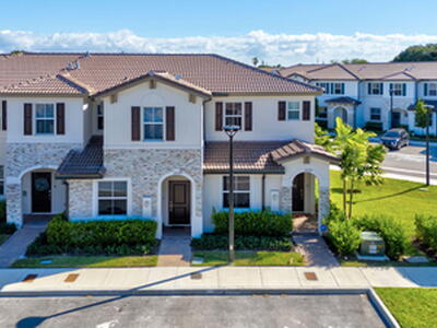 12227 NW 23rd Path, Miami, FL 33167