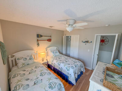 3267 NE Catamaran Terrace, Jensen Beach, FL 34957