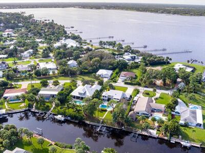 1947 NW Palmetto Terrace, Stuart, FL 34994