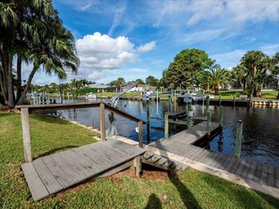 1947 NW Palmetto Terrace, Stuart, FL 34994