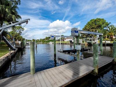 1947 NW Palmetto Terrace, Stuart, FL 34994