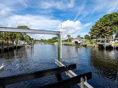 1947 NW Palmetto Terrace, Stuart, FL 34994