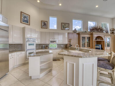 59 Saint James Drive, Palm Beach Gardens, FL 33418