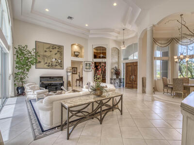 59 Saint James Drive, Palm Beach Gardens, FL 33418