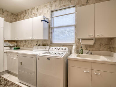 59 Saint James Drive, Palm Beach Gardens, FL 33418