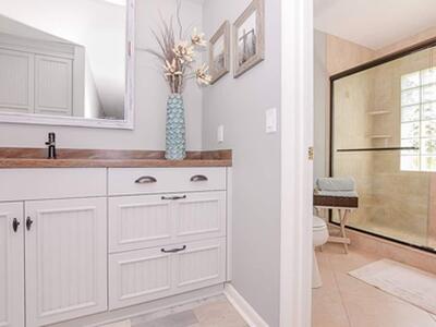 4031 NE Breakwater Drive, Jensen Beach, FL 34957