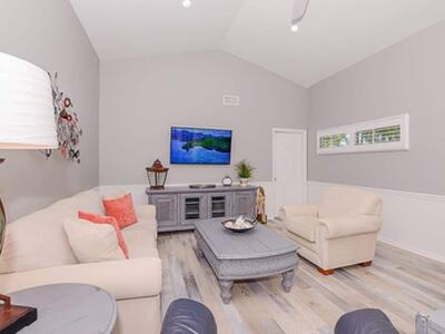 4031 NE Breakwater Drive, Jensen Beach, FL 34957