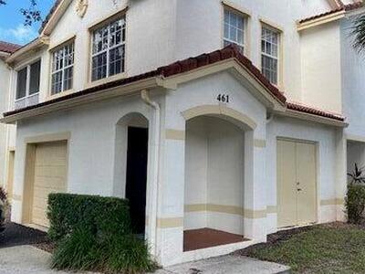 461 SE Kitching Circle