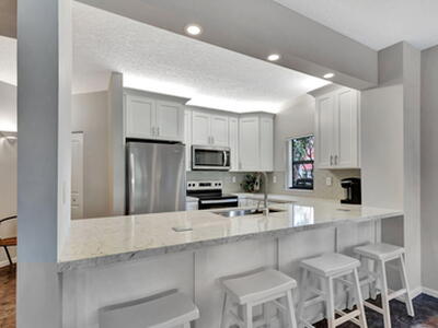 300 Uno Lago Drive, Juno Beach, FL 33408