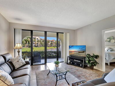 300 Uno Lago Drive, Juno Beach, FL 33408