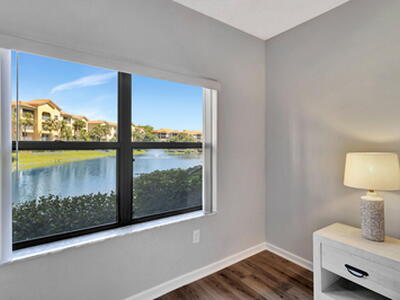 300 Uno Lago Drive, Juno Beach, FL 33408