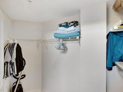 300 Uno Lago Drive, Juno Beach, FL 33408