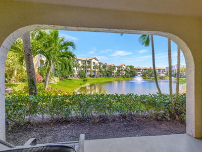 300 Uno Lago Drive, Juno Beach, FL 33408