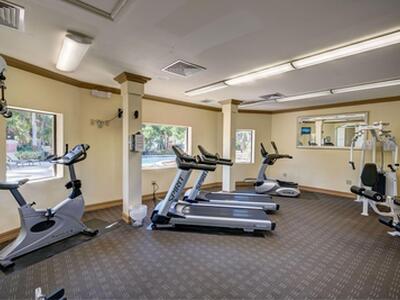 300 Uno Lago Drive, Juno Beach, FL 33408