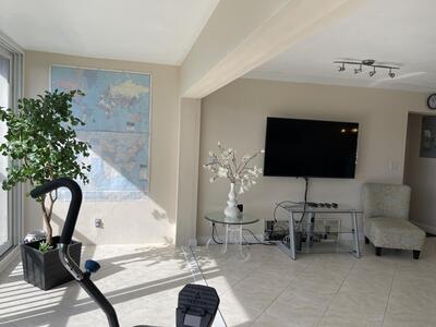 300 E Royal Palm Road, Boca Raton, FL 33432