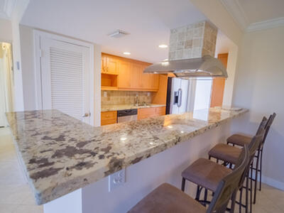 300 E Royal Palm Road, Boca Raton, FL 33432