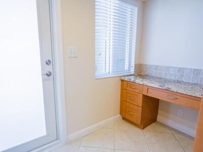 300 E Royal Palm Road, Boca Raton, FL 33432