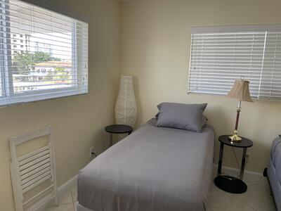 300 E Royal Palm Road, Boca Raton, FL 33432