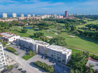 300 E Royal Palm Road, Boca Raton, FL 33432