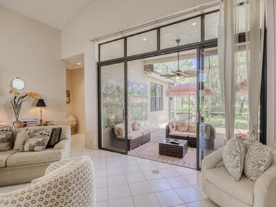 10080 Dover Carriage Lane, Wellington, FL 33449