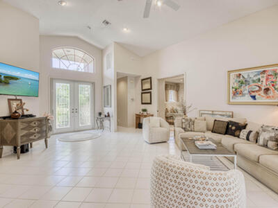 10080 Dover Carriage Lane, Wellington, FL 33449