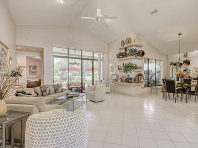 10080 Dover Carriage Lane, Wellington, FL 33449