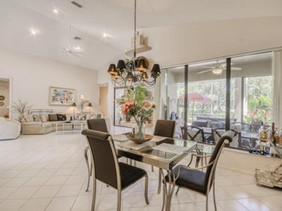 10080 Dover Carriage Lane, Wellington, FL 33449