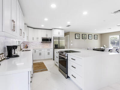 5200 Club Road, Haverhill, FL 33415