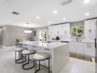 5200 Club Road, Haverhill, FL 33415