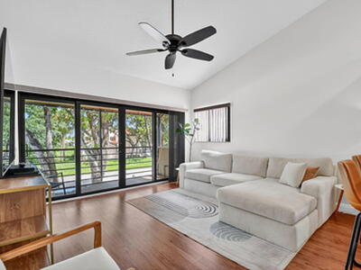 7 Via De Casas Sur, Boynton Beach, FL 33426