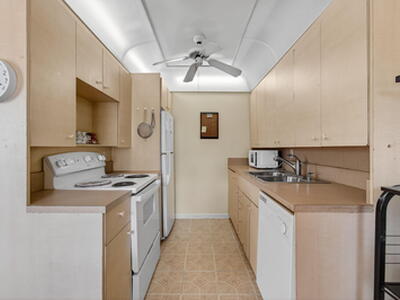 2015 Cornwall A, Boca Raton, FL 33434