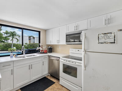 6612 Spring Bottom Way, Boca Raton, FL 33433