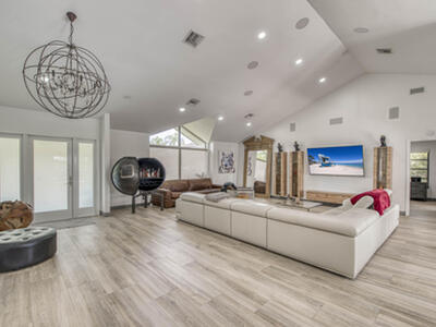 34 Dunbar Road, Palm Beach Gardens, FL 33418