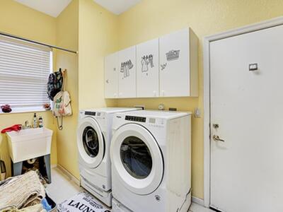 9056 Bay Harbour Circle, West Palm Beach, FL 33411