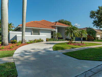 1907 S Club Drive, Wellington, FL 33414