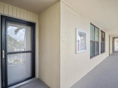 13 Royal Palm Way, Boca Raton, FL 33432