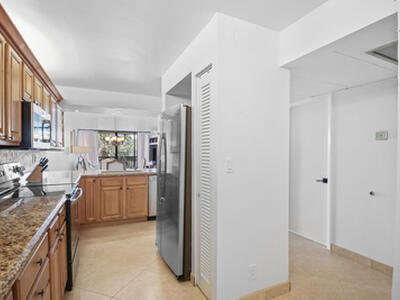 13 Royal Palm Way, Boca Raton, FL 33432