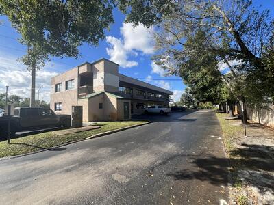 725 SE Port St Lucie Boulevard