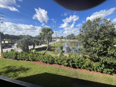 725 SE Port St Lucie Boulevard, Port Saint Lucie, FL 34984