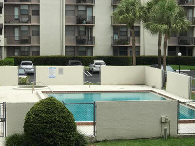 2701 Riverside Drive, Coral Springs, FL 33065