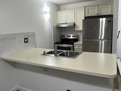 2701 Riverside Drive, Coral Springs, FL 33065