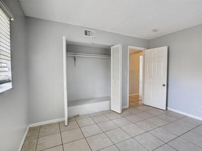 1490 NW 20th Street, Fort Lauderdale, FL 33311