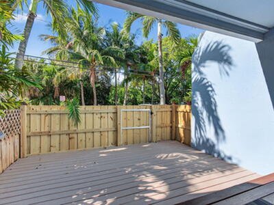 750 Rider Road, Boynton Beach, FL 33435