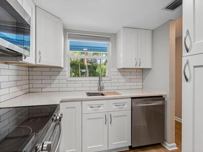 750 Rider Road, Boynton Beach, FL 33435