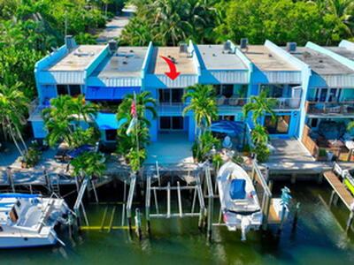 750 Rider Road, Boynton Beach, FL 33435