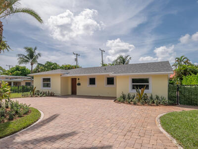 374 Linda Lane, West Palm Beach, FL 33405