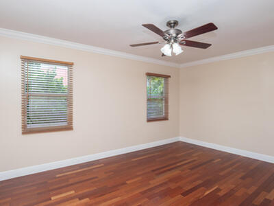 374 Linda Lane, West Palm Beach, FL 33405