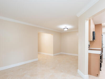 374 Linda Lane, West Palm Beach, FL 33405